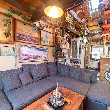 Comfortable Apartment In Wismar Mecklenburg With Fireplace Extérieur photo