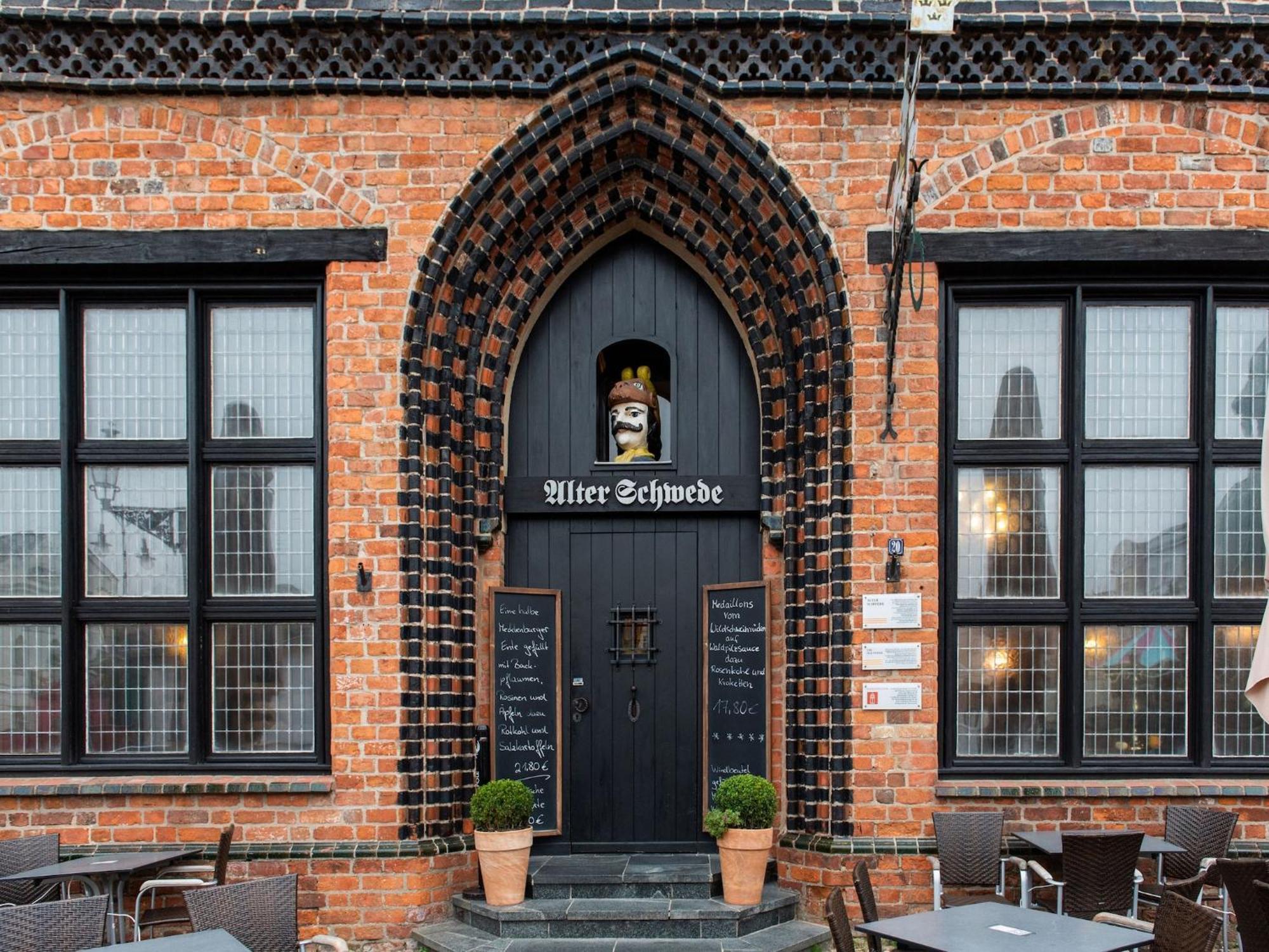 Comfortable Apartment In Wismar Mecklenburg With Fireplace Extérieur photo